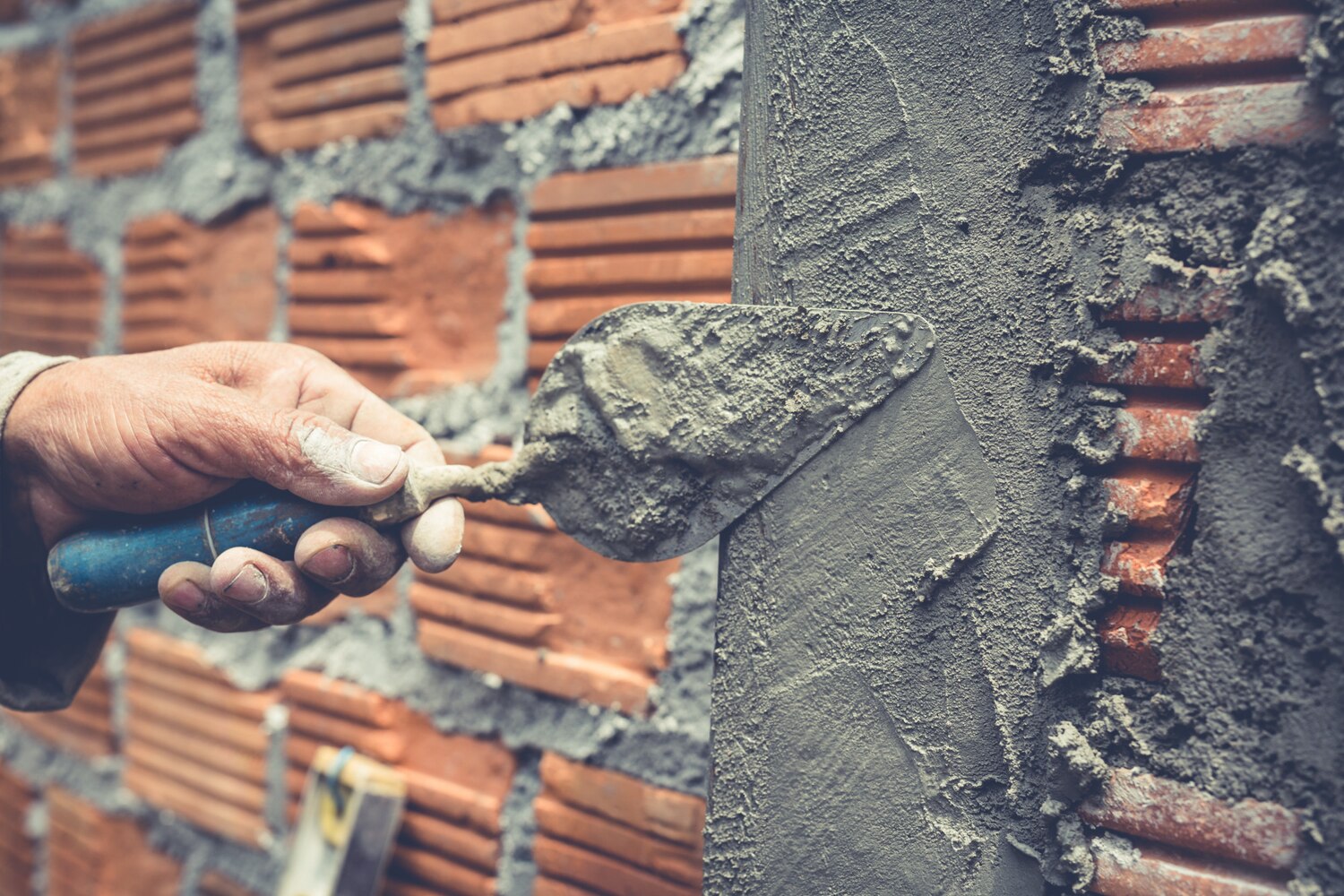Foundation damage warning signs